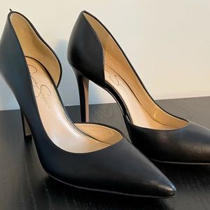 Classic black pumps, Jessica Simpson, size 8